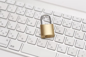 Huluには年齢制限があるけど未成年でも利用できます