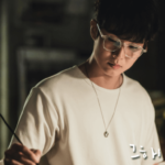 「その年、私たちは」の画家コオの絵は誰の作品？